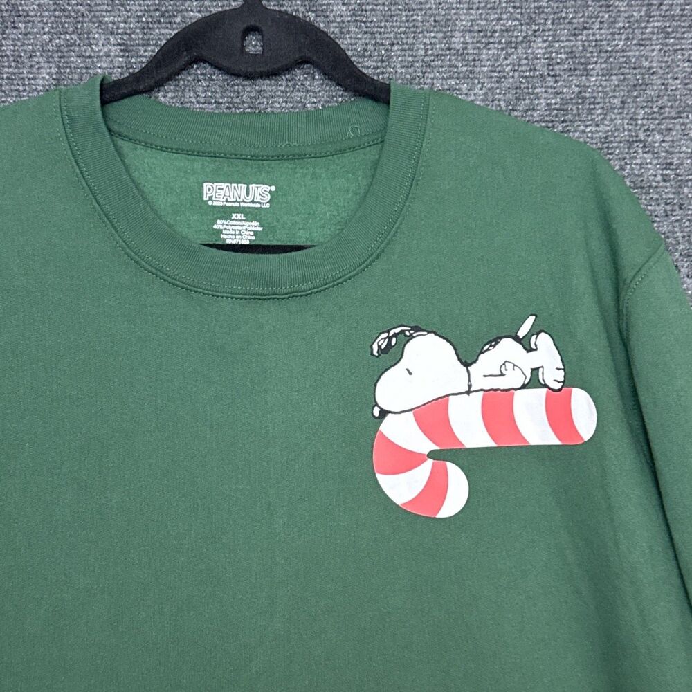 Christmas Sweatshirt Mens XXL Peanuts Snoopy Green Long Sleeve Crew Neck Holiday - Picture 2 of 5